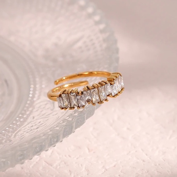 ◾️18K Gold Plated 3A CZ Crystal Adjustable Ring - Picture 2 of 6